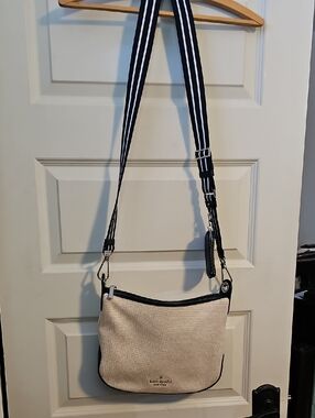 Kate Spade Rosie Neutral Woven Crossbody Bag with Navy Trim